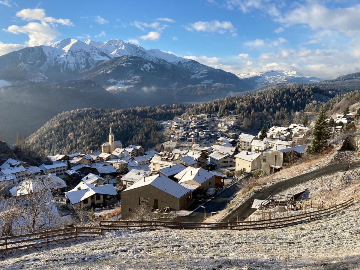B&B La Scala Trin エクステリア 写真